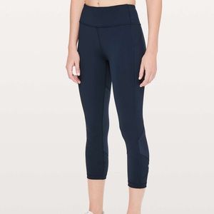 Lululemon Pace Rival Crop *Full-On Luxtreme 22"
True Navy